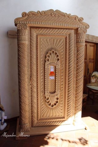 Wood carving competition